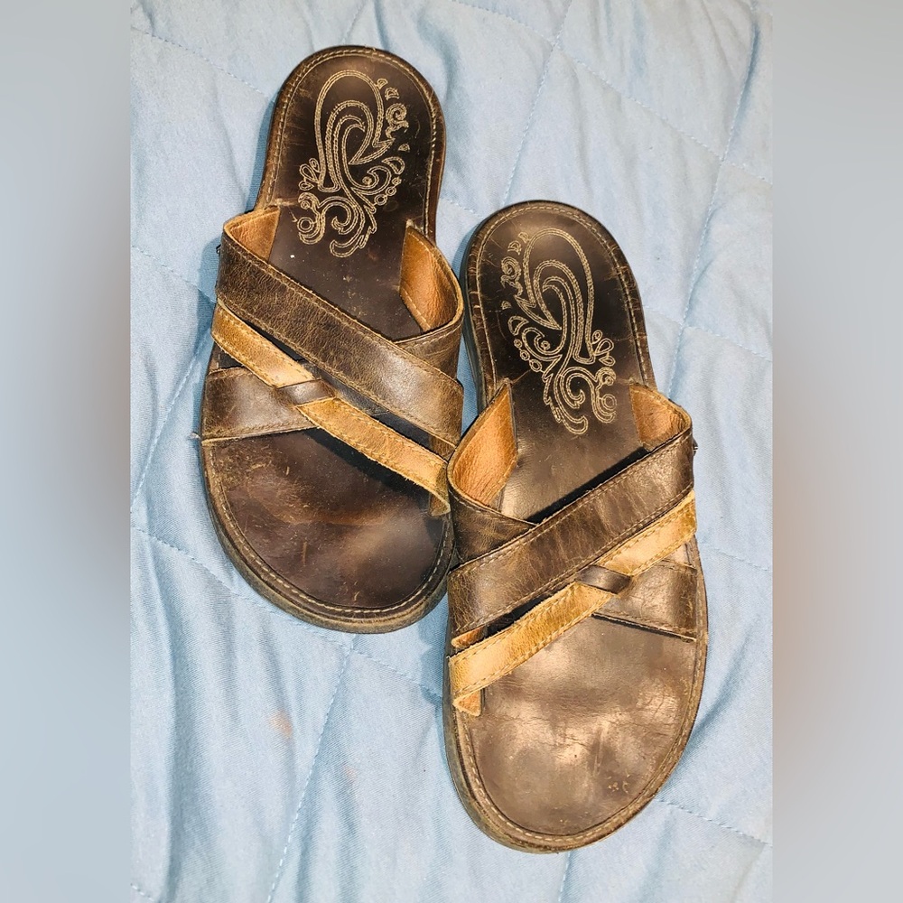 Olukai Paniolo Leather Slide Sandals